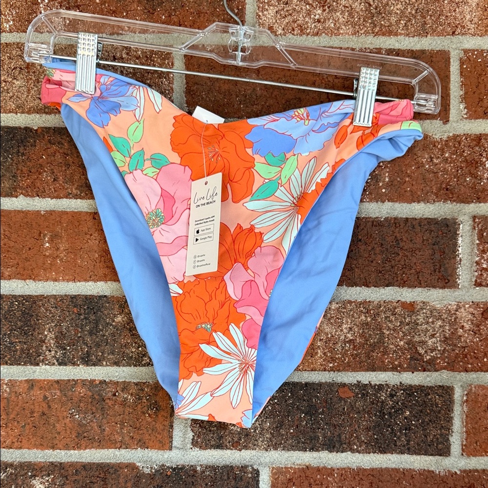 NWT cupshe bikini bottoms size M blue orange floral print